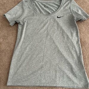 Nike Women's Heather Gray Short Sleeve Tee